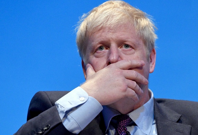 دولت بوریس جانسون چگونه می‌تواند انگلیس را وارد جنگ با ایران کند؟