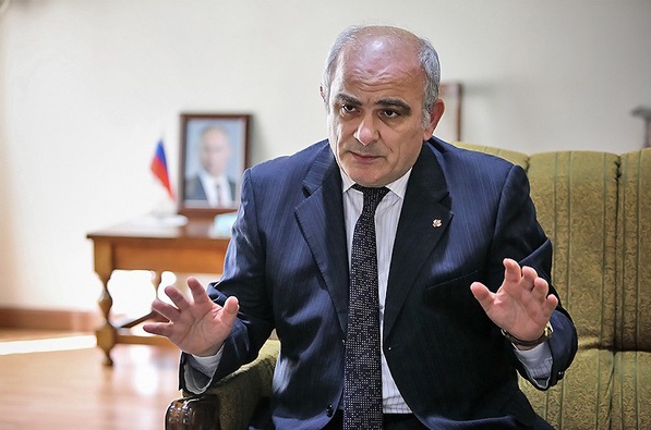 برای رابطه با ایران از آمریکا اجازه نمی‌گیریم/ با اینستکس یا بدون آن به همکاری با تهران ادامه می‌دهیم