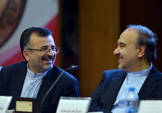 خبرنگارها حاشیه ایجاد نکنند خبرنگارها حاشیه ایجاد نکنند