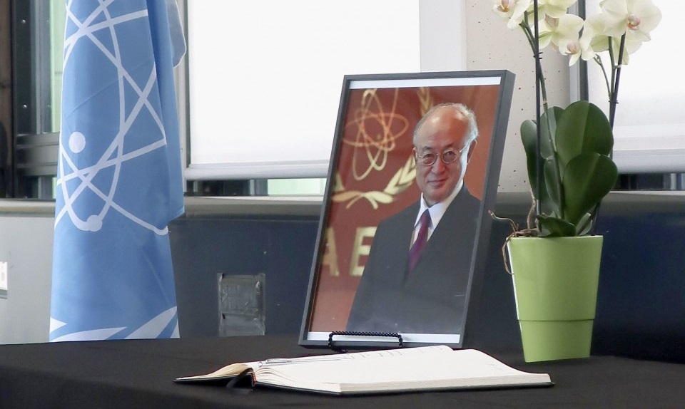 آرژانتین یا رومانی/ مرگ مشکوک آمانو و گره کور گیس برجام به جانشین آینده