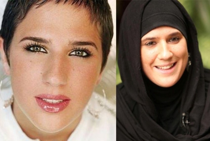 خواننده زن فرانسوی مسلمان شد/ از خوانندگی تا زیارت کعبه خواننده زن فرانسوی مسلمان شد/ از خوانندگی تا زیارت کعبه