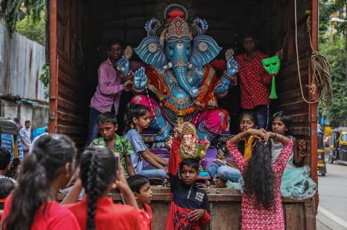 جشنواره آیینی