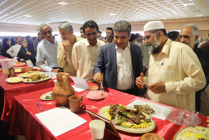 توسعه گردشگری غذا در دستور کار منطقه آزاد چابهار / برنامههای گردشگری چابهار، از گردشگری غذا تا کریکت توسعه گردشگری غذا در دستور کار منطقه آزاد چابهار / برنامههای گردشگری چابهار، از گردشگری غذا تا کریکت