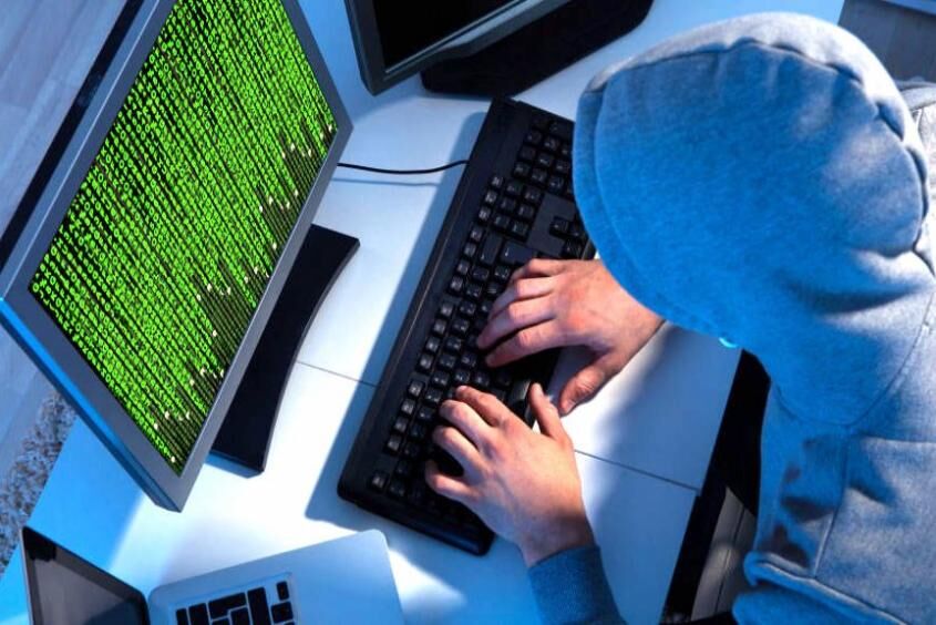 آموزش همگانی در پیشگیری از جرایم سایبری موثر است