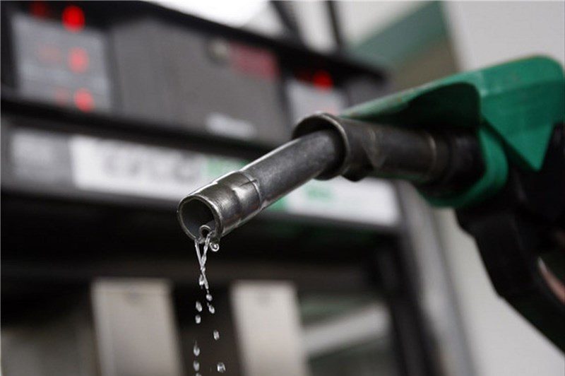 افزایش قیمت بنزین و سهمیه بندی منتفی شد