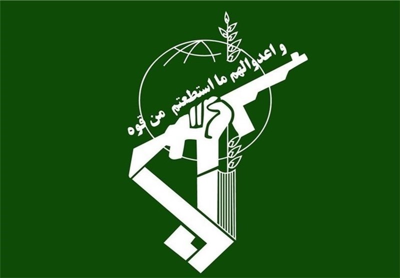 سپاه هفت کشتی صید غیرقانونی ترال را توقیف کرد سپاه هفت کشتی صید غیرقانونی ترال را توقیف کرد