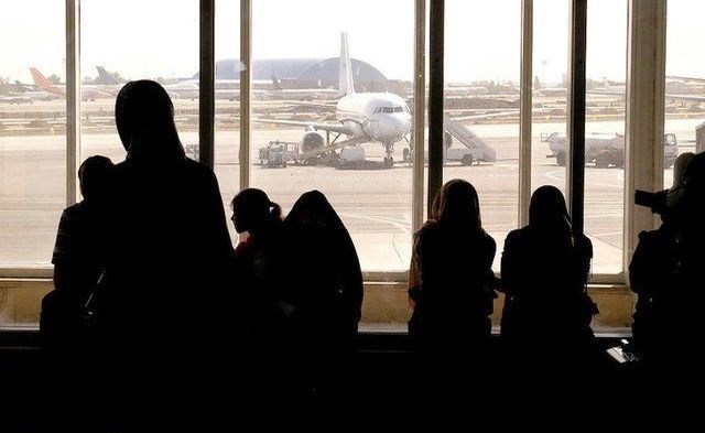 آیا برای هربار خروج از کشور باید از پدر و شوهر اجازه گرفت؟