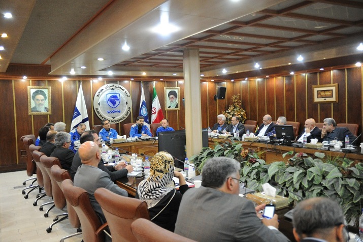 تشکیل کمیته‌های تخصصی بررسی مشکلات در صنعت قطعه سازی/توجه به توان داخل و داخلی سازی تولید تنها راه نجات کشور