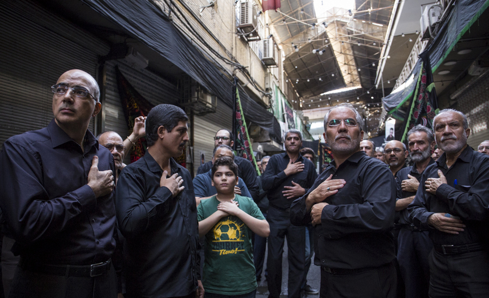 عزاداری مردم تهران در تاسوعای حسینی +تصاویر عزاداری مردم تهران در تاسوعای حسینی +تصاویر