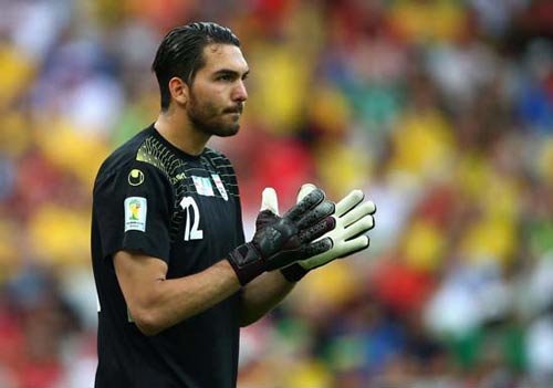 علیرضا حقیقی در آستانه انتقال به ذوبآهن؟ علیرضا حقیقی در آستانه انتقال به ذوبآهن؟