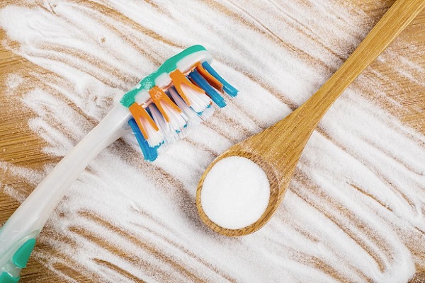 علت زردی دندان چیست و برای سفید کردن دندانها چه کنیم؟ علت زردی دندان چیست و برای سفید کردن دندانها چه کنیم؟