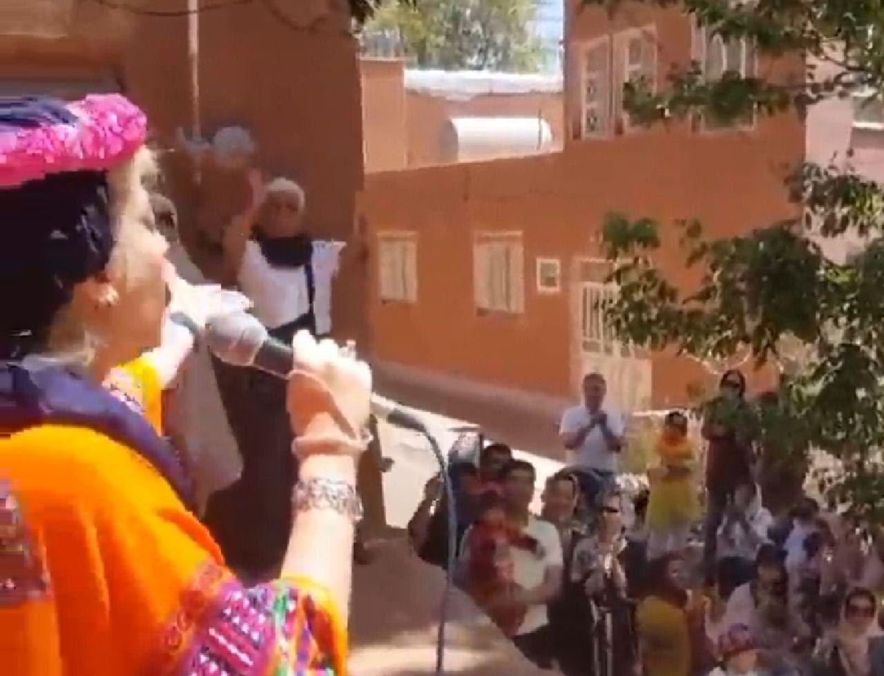 صدور حکم یک سال حبس برای خواننده زن جنجالی ابیانه