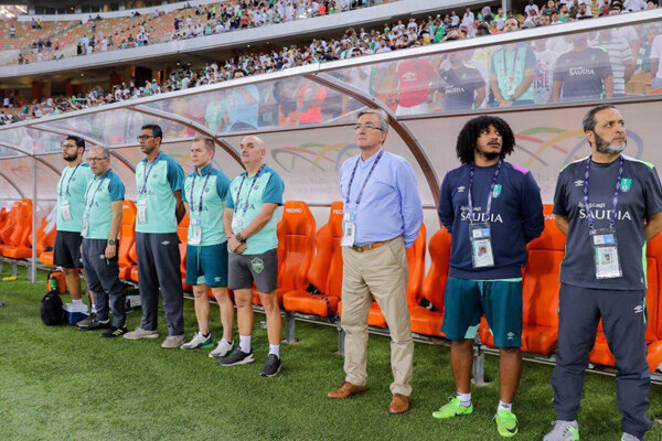 سرنوشت تلخ برانکو در الاهلی/ پرتاب بطری و اخراج از تیم عربستانی! سرنوشت تلخ برانکو در الاهلی/ پرتاب بطری و اخراج از تیم عربستانی!