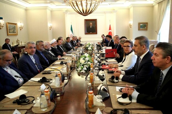 نشست مشترک هیات‌های عالی‌رتبه ایران و ترکیه برگزار شد