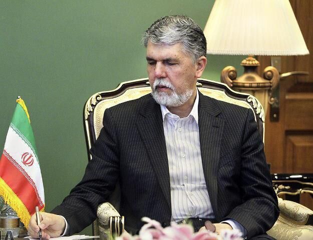 استاد شهریار چکیده اسلامیت و ایرانیت است استاد شهریار چکیده اسلامیت و ایرانیت است