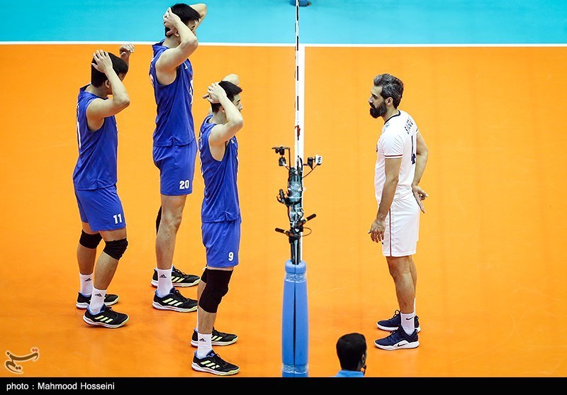 دیدار تیم‌های ملی والیبال ایران و چین در رقابت‌های قهرمانی آسیا