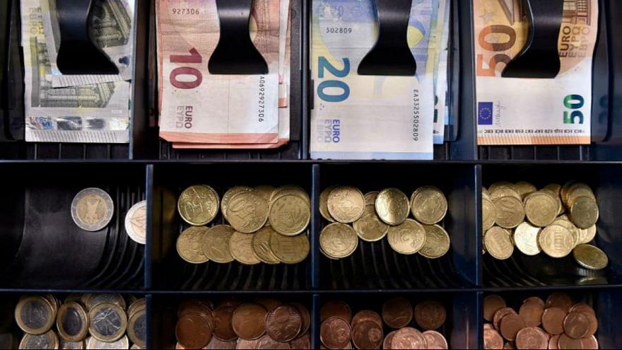 آیا دریافت مالیات از خریدارن سکه و ارز شدنی است؟