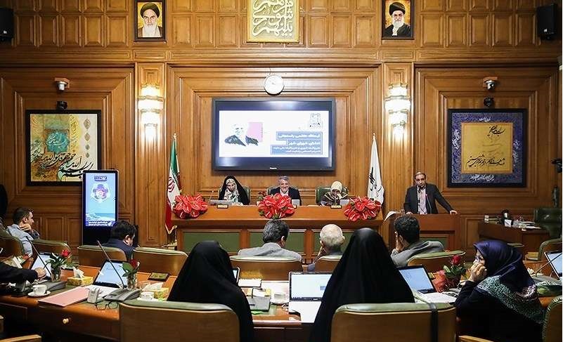 هیات رئیسه شورای شهر تهران در سمت خود ابقا شدند