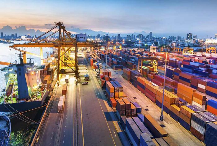 عامل موفقیت مناطق آزاد تجاری در امارات چیست؟/ جبل علی چگونه به قطب مناطق آزاد جهان تبدیل شد؟