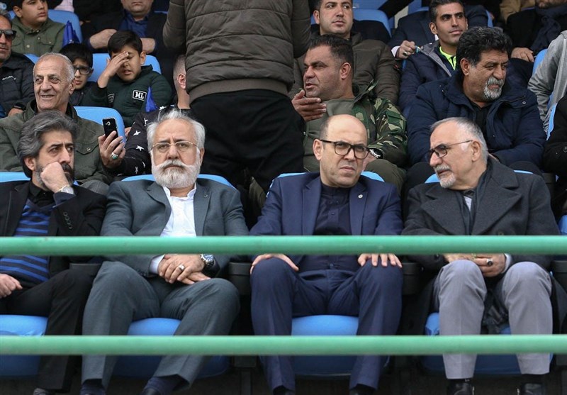 سعادتمند: بهترین حکم را از وزیر ورزش گرفتم، اما نمی‌توانم در استقلال کار کنم/ این تیم فقط در زمین نمی‌جنگد!