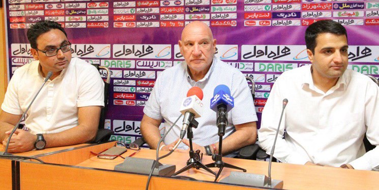 بگوویچ: هدف اول ما بقا در لیگ برتر است/ این توپ ها در سطح فوتبال ایران نیست بگوویچ: هدف اول ما بقا در لیگ برتر است/ این توپ ها در سطح فوتبال ایران نیست