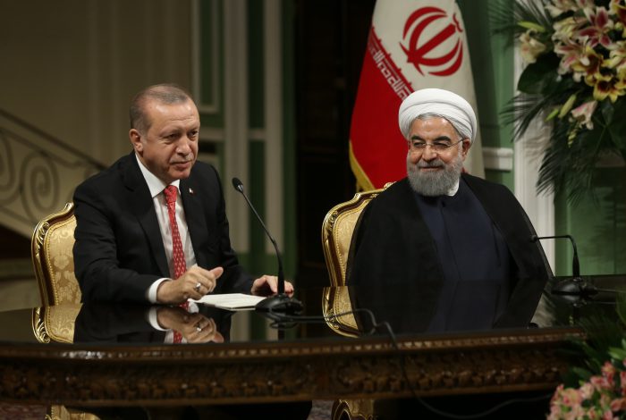 کلاهی که از روابط تجاری با ترکیه سرمان می‌رود/ ترک‌ها مواد مصرفی صادر و مواد خام ایرانی وارد می‌کنند