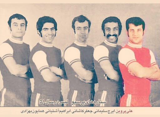 از ۵ نفر در این قاب فقط یک نفر مانده است +عکس