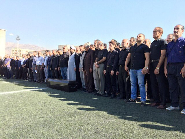 تشییع پیکر کاشانی در ورزشگاه شاهین