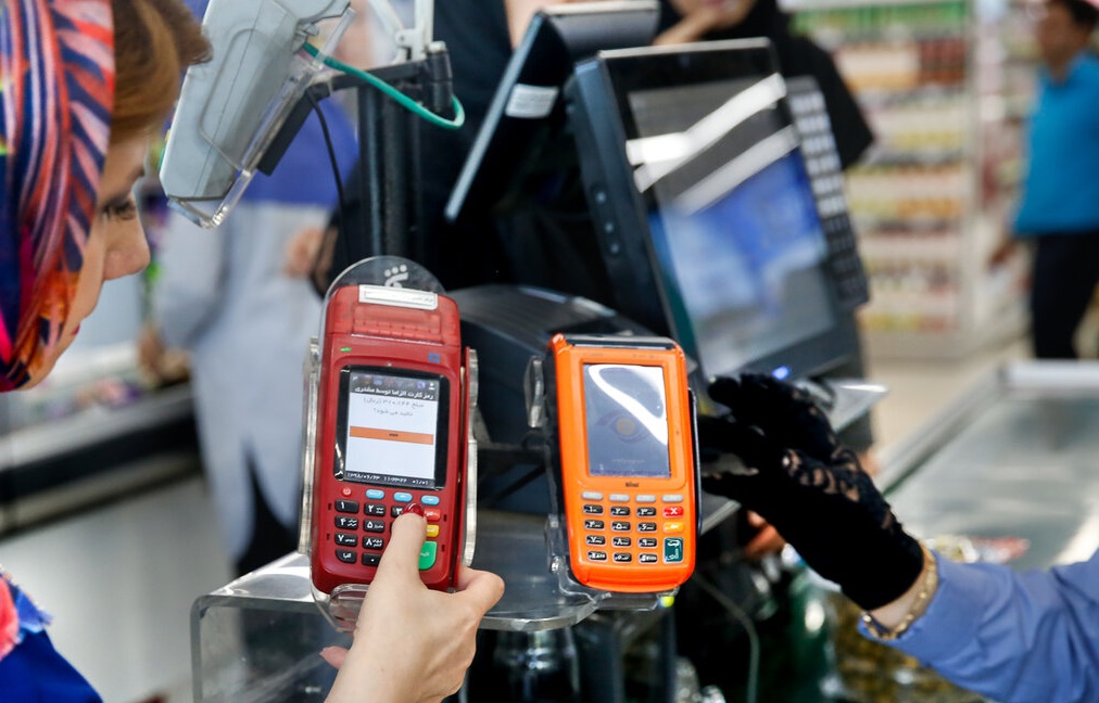 رشد ۲۴ درصدی پرداختهای الکترونیک در کشور رشد ۲۴ درصدی پرداختهای الکترونیک در کشور