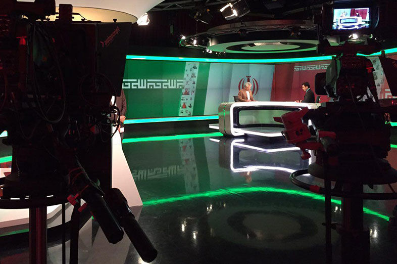 جنجال گوینده ها در صداوسیما/ مسئولیت اصلی محتوای بخش‌های خبری تلویزیون با کیست؟