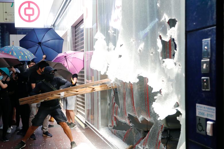 تظاهرات و آشوب بر ضد چین در هنگ کنگ