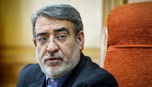 روستاییان و عشایر در تمام شئون جامعه حضور به سزایی داشته‌اند