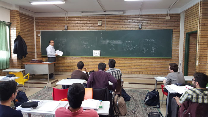 کلاس‌های بدون معلم از تهران تا اهواز!