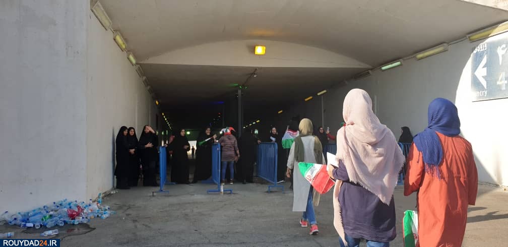 اولین فیلمها از ورود زنان به ورزشگاه آزادی اولین فیلمها از ورود زنان به ورزشگاه آزادی