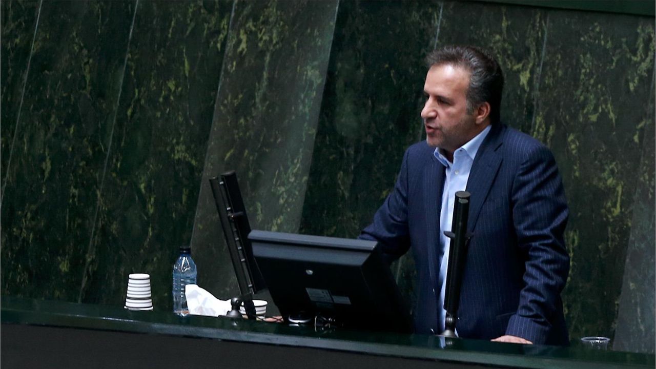 طرح شفافیت مساوی به توپ بستن مجلس است