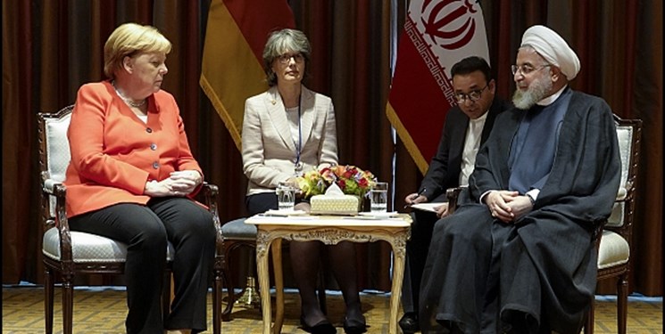 روحانی بیانیه اخیر فرانسه، انگلیس و آلمان را اتهام زنی بی اساس به ایران دانست