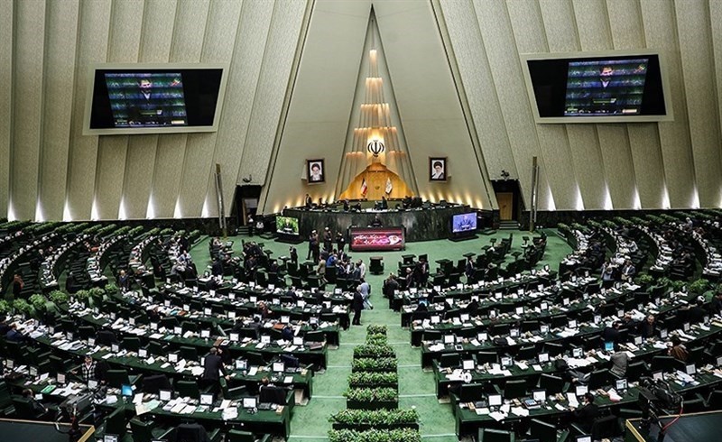 نمایندگان کرد غرب کشور از خدمات نظام جمهوری اسلامی ایران قدردانی کردند