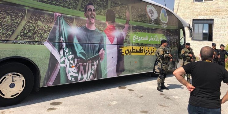 تیم ملی عربستان با اسکورت رژیم صهیونیستی وارد فلسطین شد