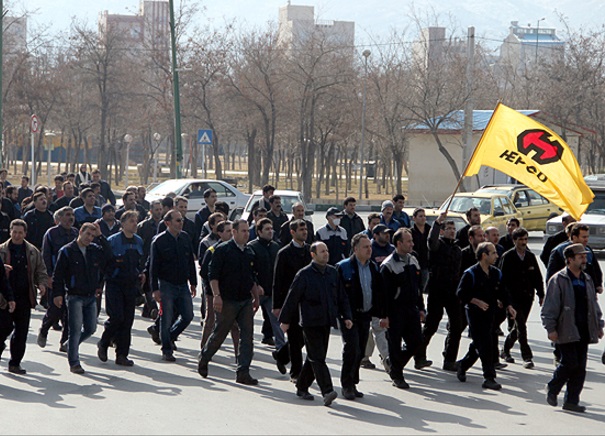 پایان غول صنعتی/ خصوصی سازی چگونه شرکت هپکو را نابود کرد کارگران هپکو