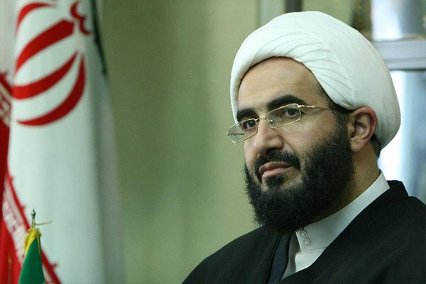 بیانیه گام دوم انقلاب باید هم به گفتمان عمومی و جاری در جامعه تبدیل شود حاج علی اکبری