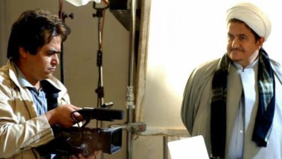 پست اینستاگرامی پدر روح الله زم در روز دستگیری پسرش پدر روح الله زم