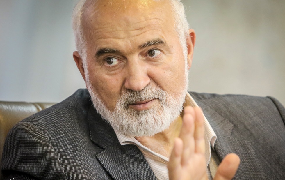 توکلی: در جلسه با آملی لاریجانی بحثم شد، آمد نیوز خبرش را منتشر کرد