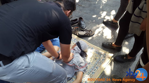 ماساژ صلواتی در مراسم پیاده&zwnj;روی جاماندگان اربعین حسینی(ع)