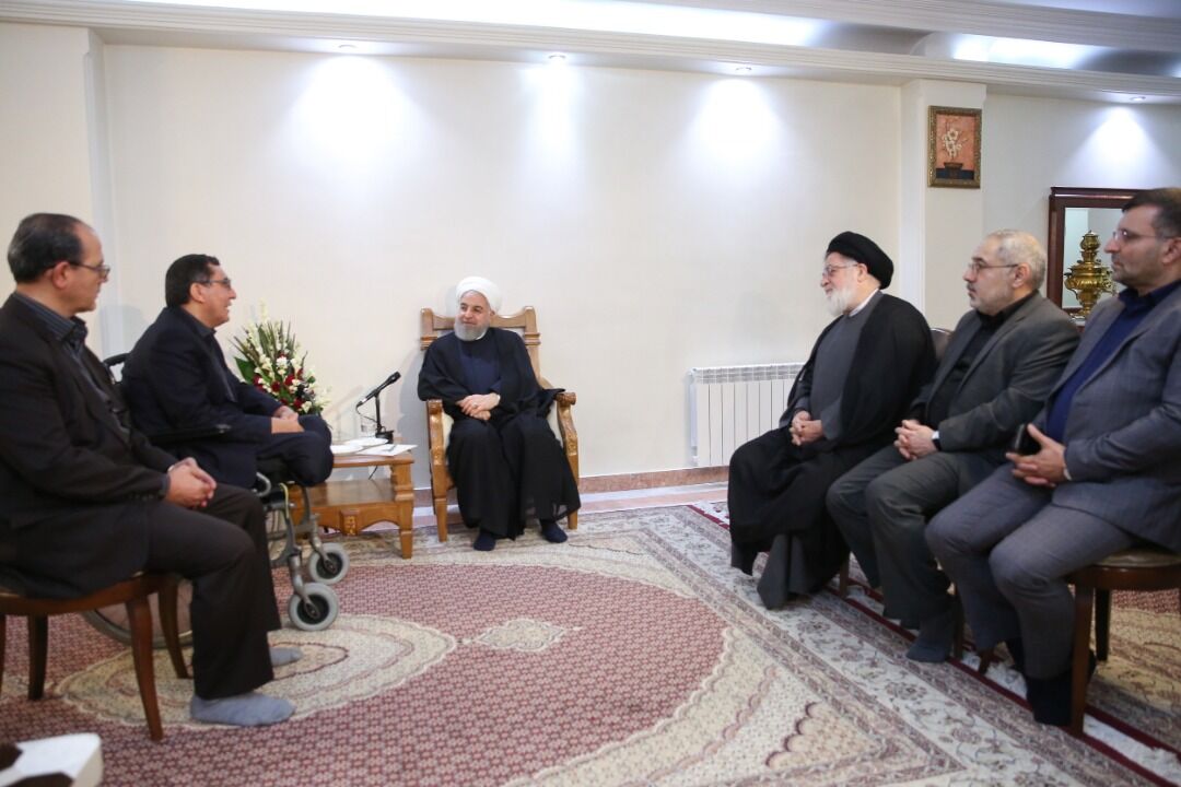 راهی جز ایستادگی و مقاومت در برابر فشار و توطئه دشمنان نداریم راهی جز ایستادگی و مقاومت در برابر فشار و توطئه دشمنان نداریم