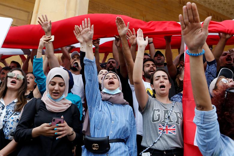 تظاهرات اعتراضی علیه مشکلات اقتصادی در لبنان