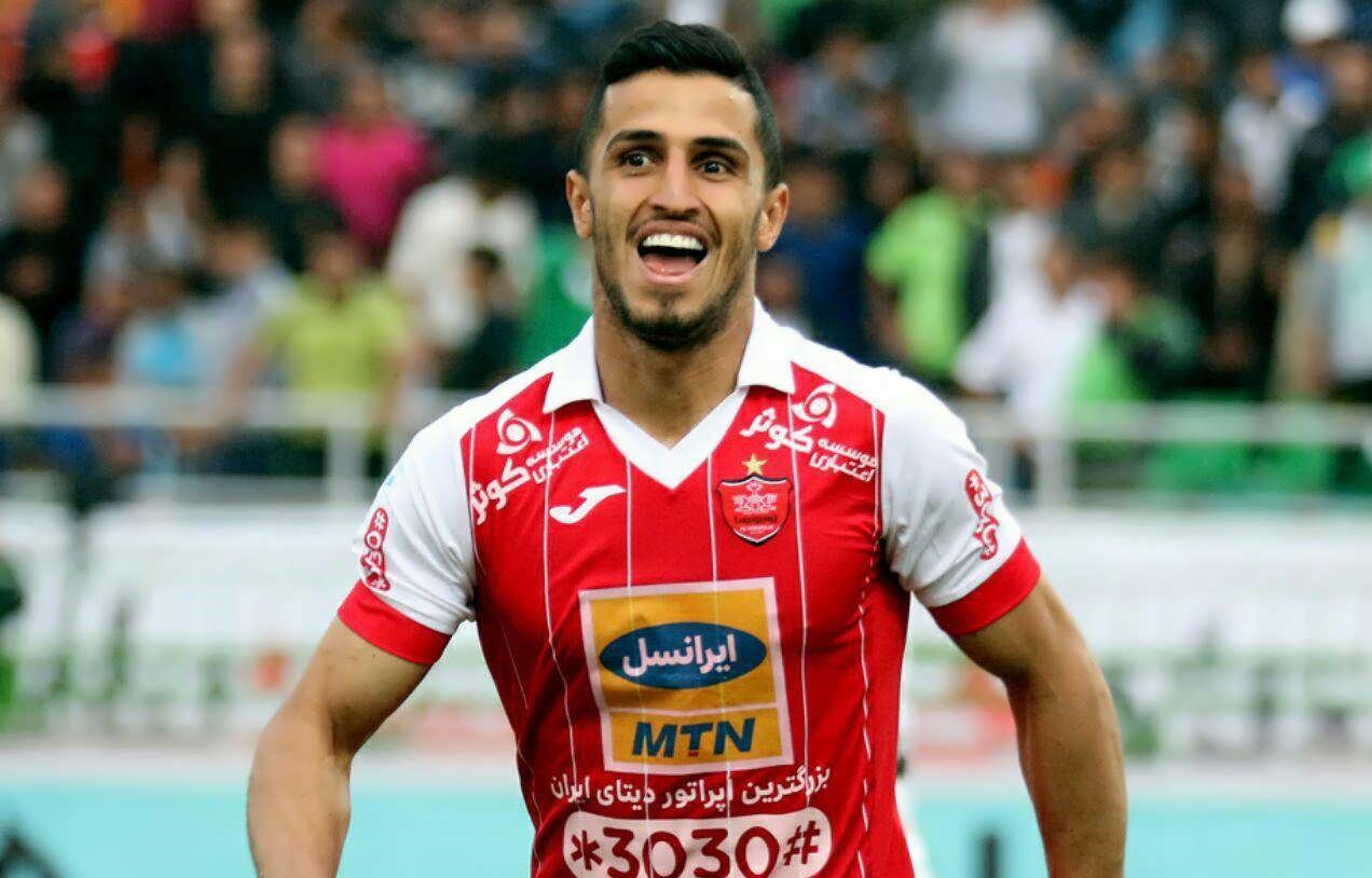 دوست ندارم به من بگویند چرا گل نمیزنی! دوست ندارم به من بگویند چرا گل نمیزنی!