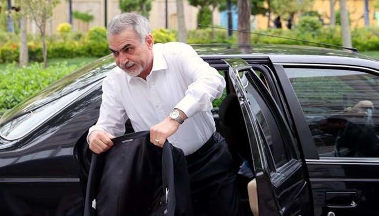 حسین فریدون