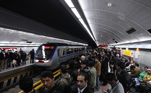 سریال مرگ شهروندان در نبود در‌های جداکننده مترو