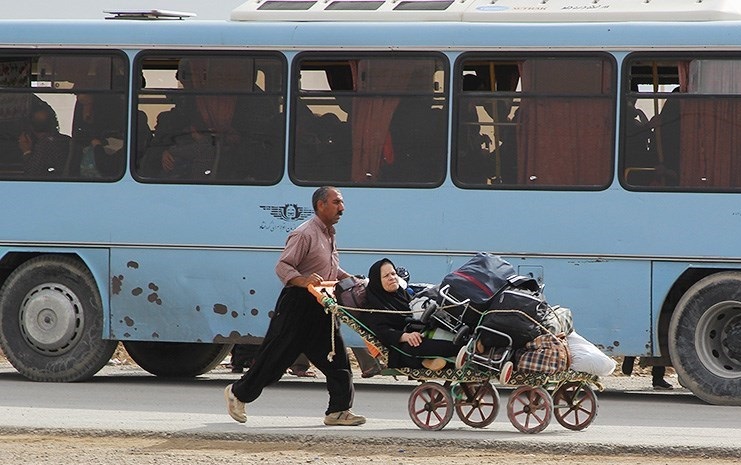 بازگشت زائران اربعین از مرز مهران ۲ مرحله‌ای شد