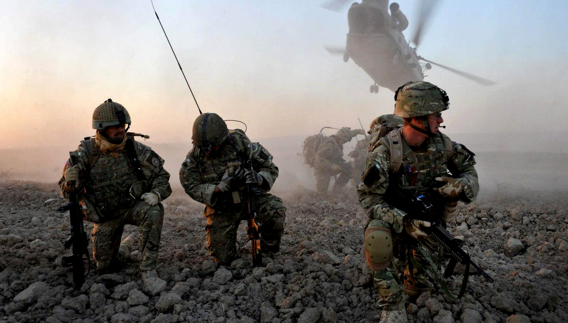 شhttps://www.rouydad24.ir/files/fa/news/1398/7https://www.rouydad24.ir/files/fa/news/1398/7/6/245515_247.jpg/6/245513_808.jpgبیه سازی جنگ ایران و آمریکا توسط افسر ارشد سابق سیا/ ایران قادر است هزاران چاه نفت را به آتش بکشد